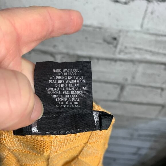 Vintage 90s Tosani Yellow Graphic Rib Knit V-Neck Pullover Sweater - Picture 7 of 11